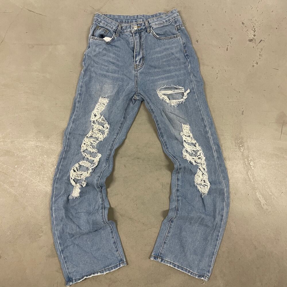 baggy Y2K ripped jeans 28x32